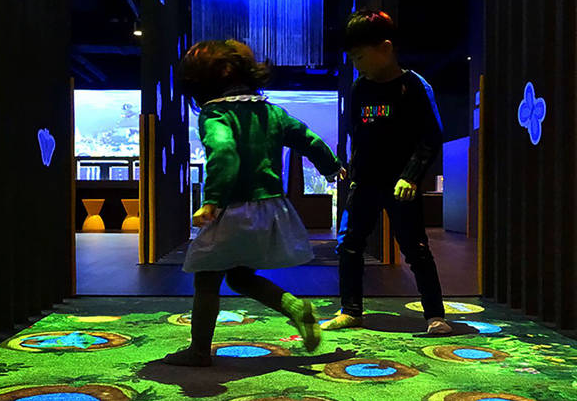 兒童互動(dòng)投影游戲解決方案